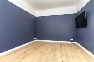 .- click for photo gallery